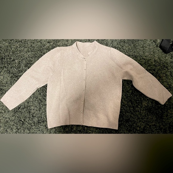 Cream cardigan - Picture 2 of 15